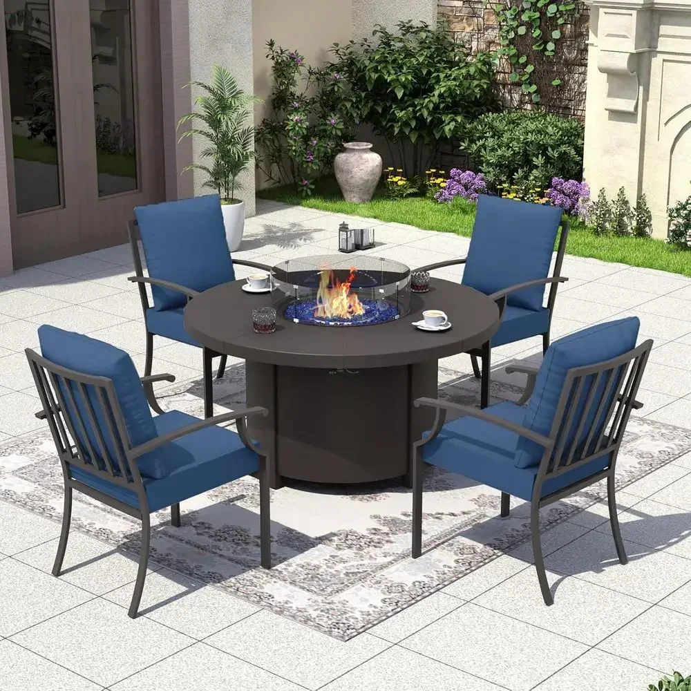 Outdoor Furniture And Fire Pit - Set di Mobili da Esterno a