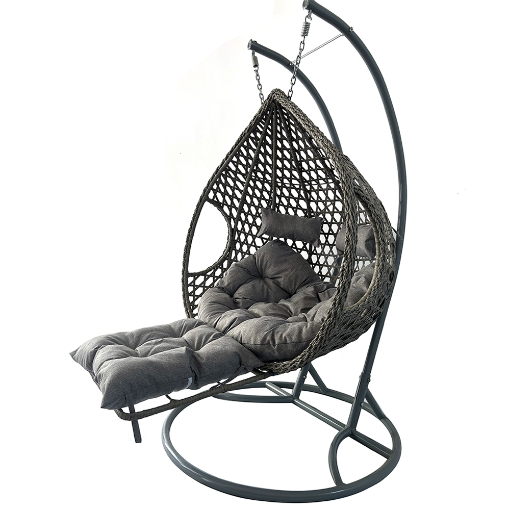 Sedia a dondolo da esterno a f - Hanging Egg Chair recensione e prezzo