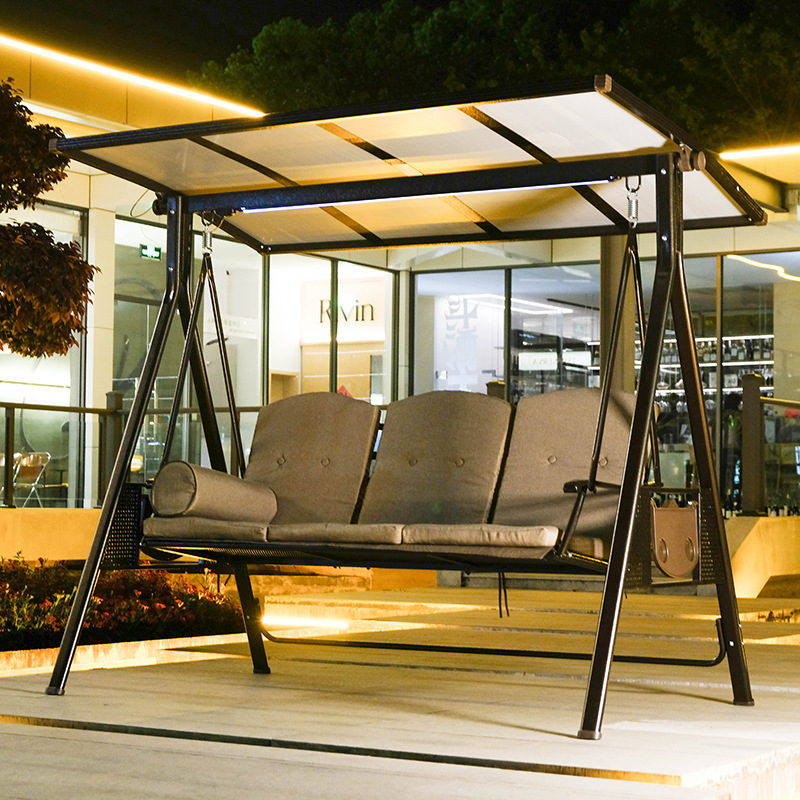 Altalena solare per vite da gi - Outdoor Furniture Bali recensione e prezzo