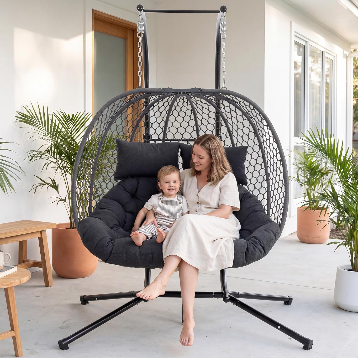 Sedia a uovo doppia da esterno - Hanging Egg Chair recensione e prezzo